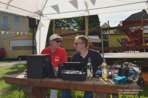 "Sportmoderator" Eckbert Eschenbacher und unser DJ Uli Janssen