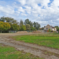 Dullikener Platz in Ammerndorf, Blick nach Osten, im Hintergrund das Schützenheim